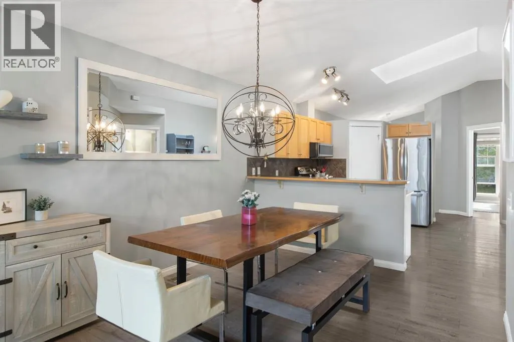 96 Prestwick Heights SE