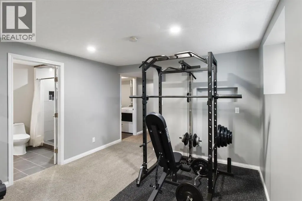 96 Prestwick Heights SE