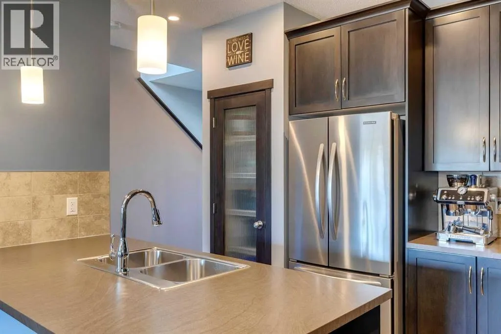 151 Copperpond Square SE