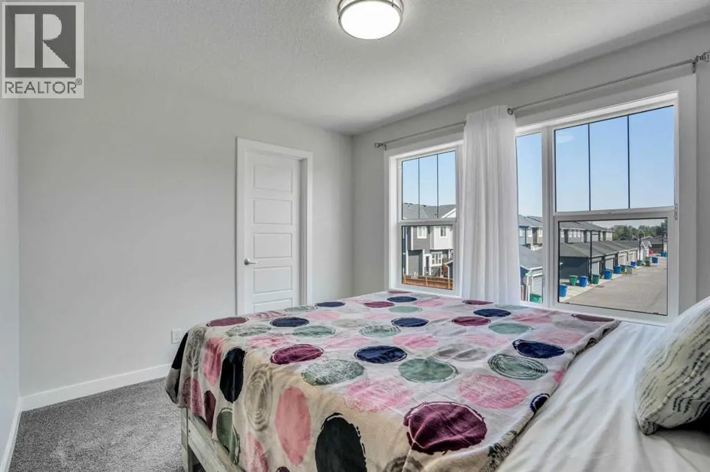 15 Midgrove Drive SW
