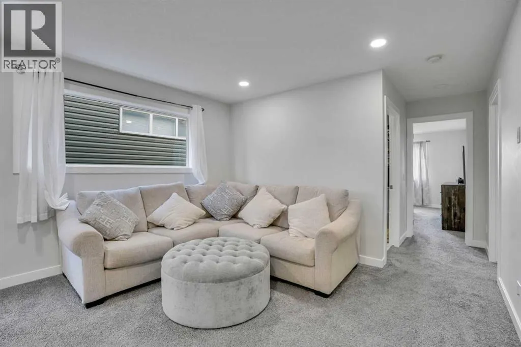 15 Midgrove Drive SW