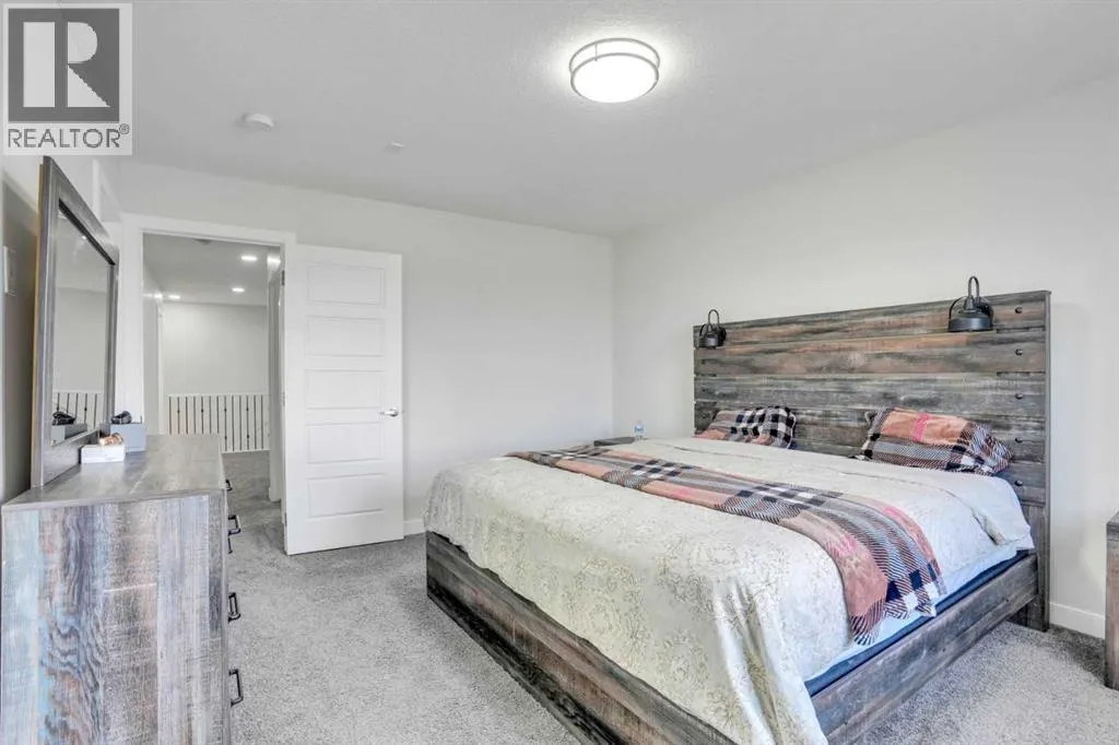 15 Midgrove Drive SW