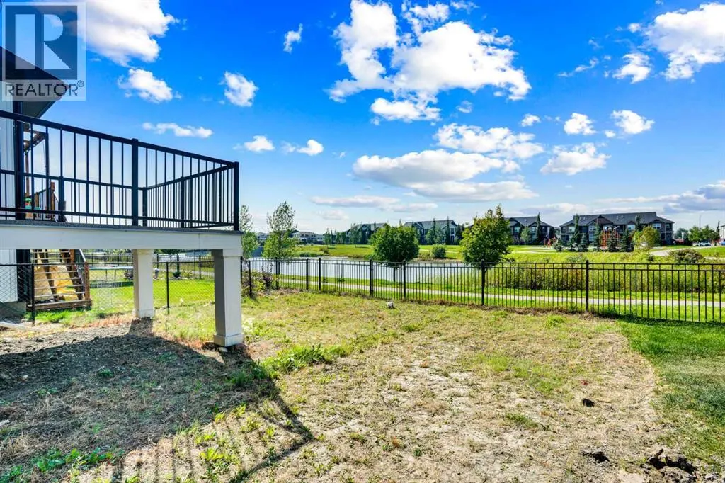 15 Midgrove Drive SW