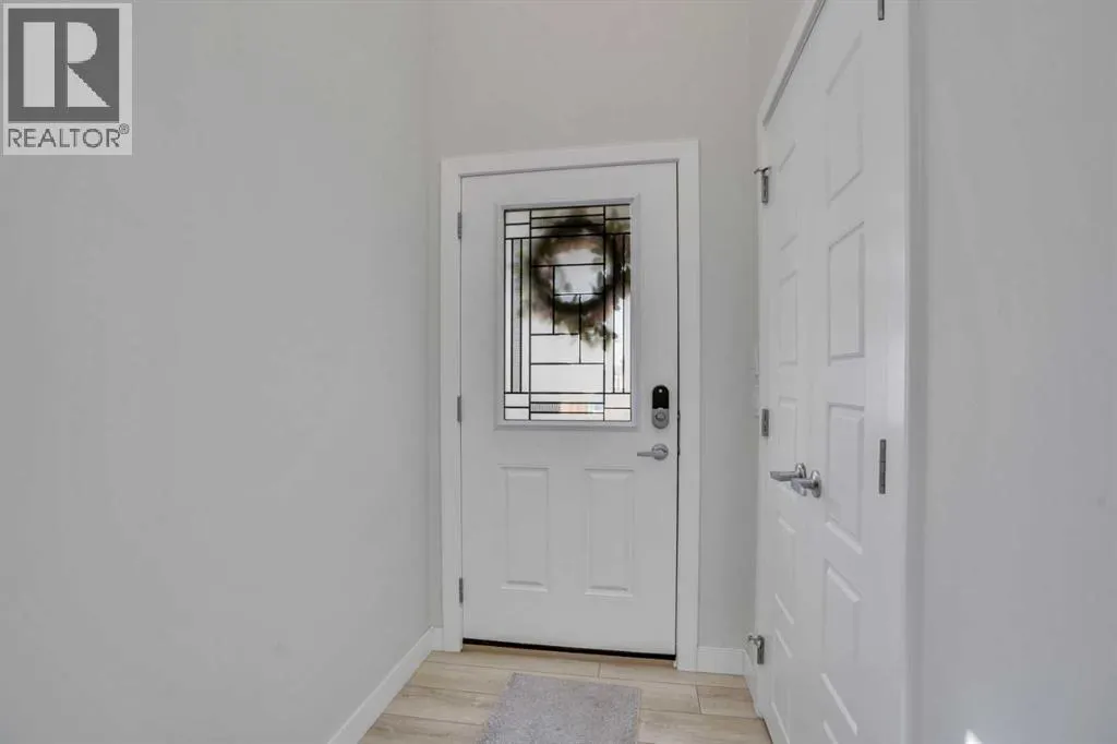 15 Midgrove Drive SW