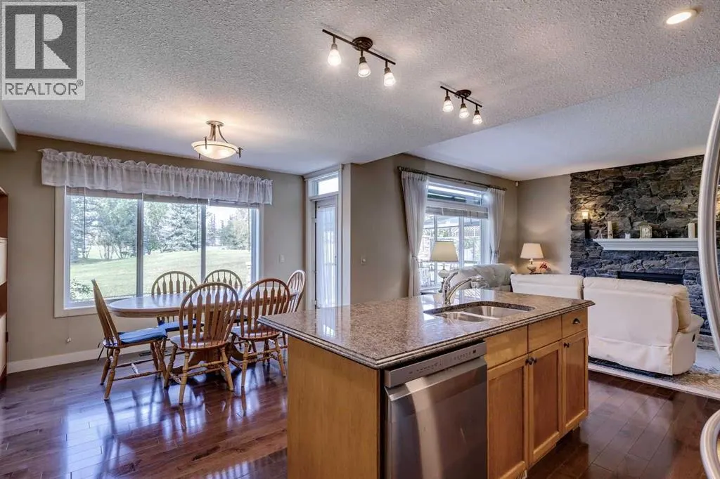 307 Crystal Green Rise