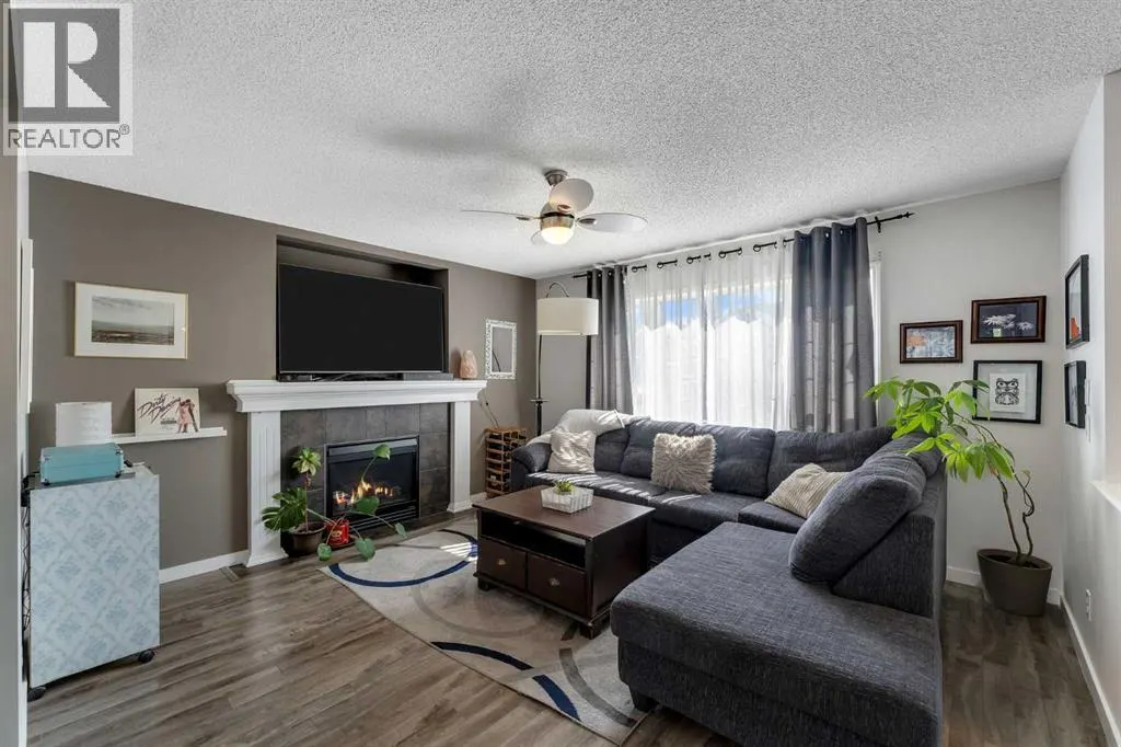 270 Sagewood Gardens SW
