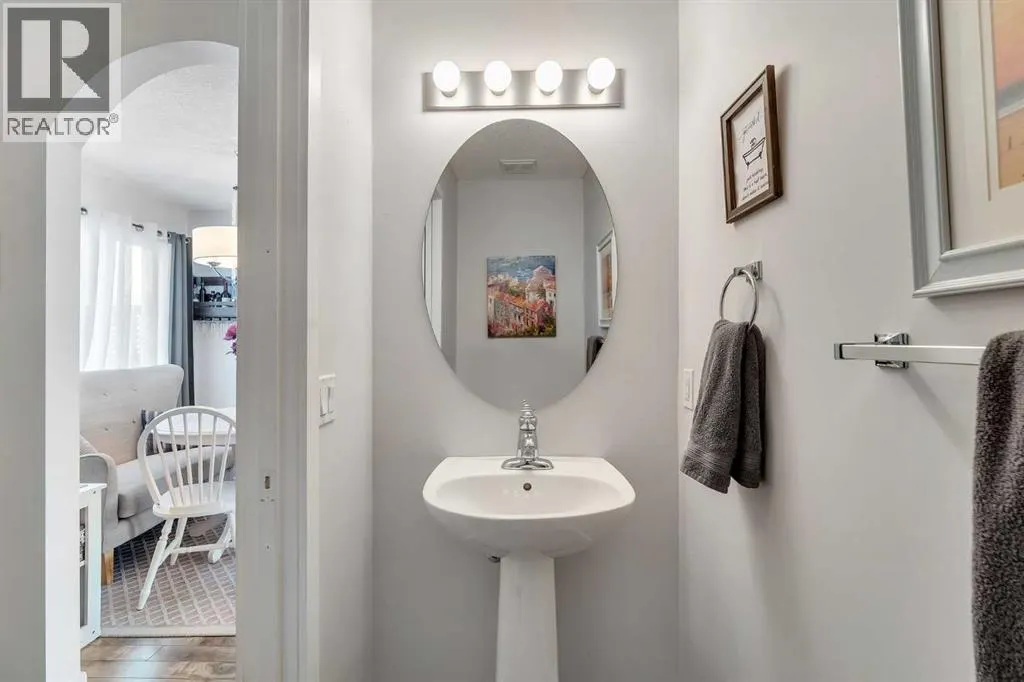 270 Sagewood Gardens SW