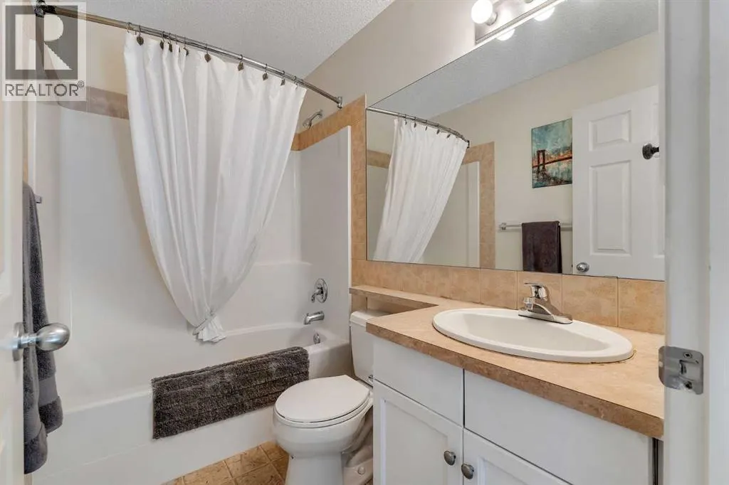 270 Sagewood Gardens SW