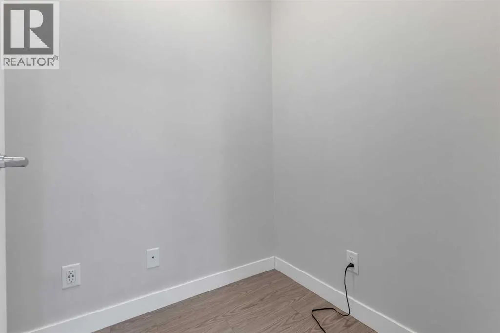 #303, 12 Sage Hill Terrace NW