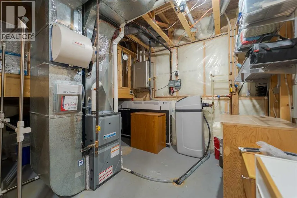 189 Grizzly Terrace N