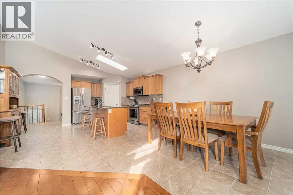 189 Grizzly Terrace N