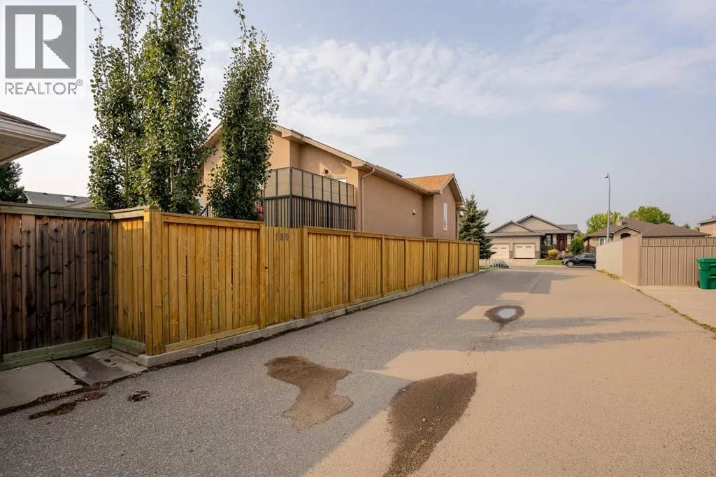 189 Grizzly Terrace N