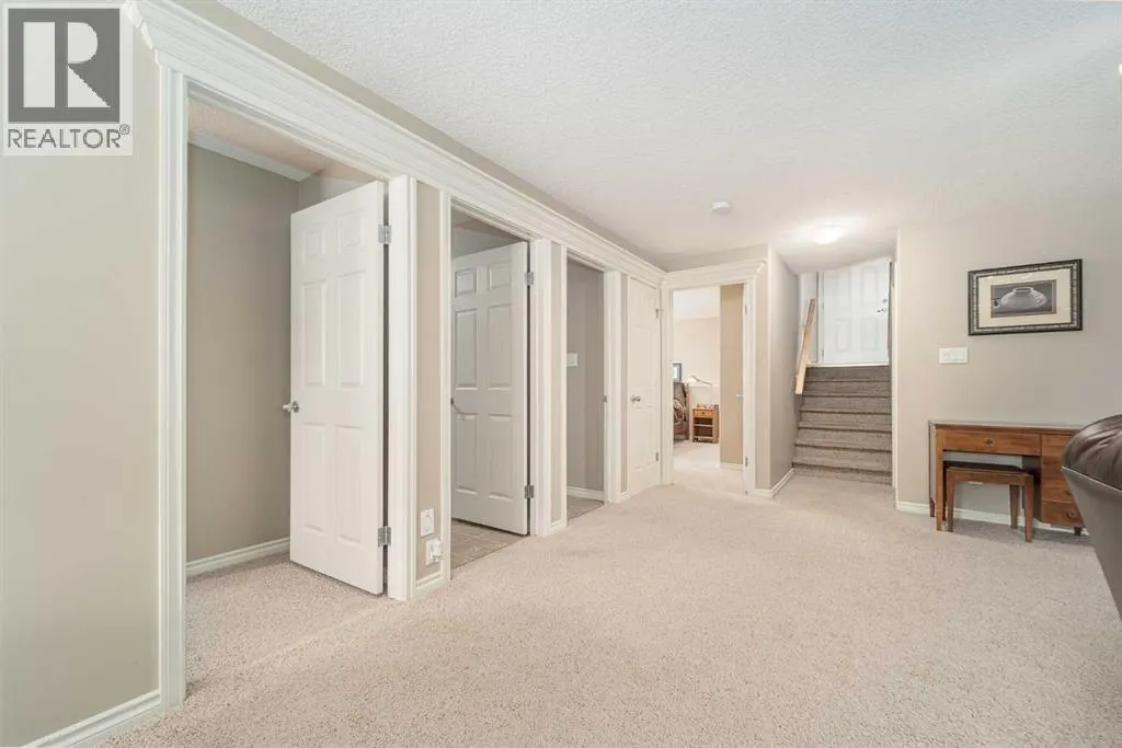 189 Grizzly Terrace N