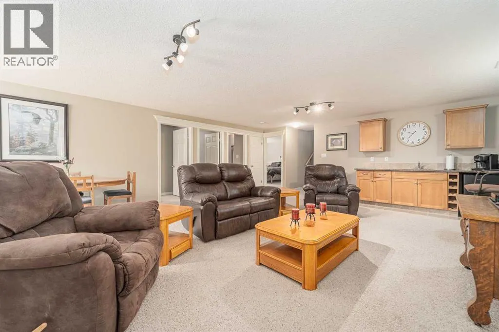 189 Grizzly Terrace N