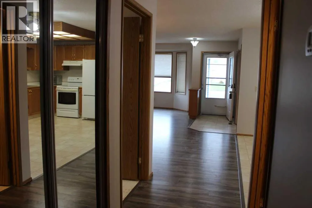 202 Ebert Close W