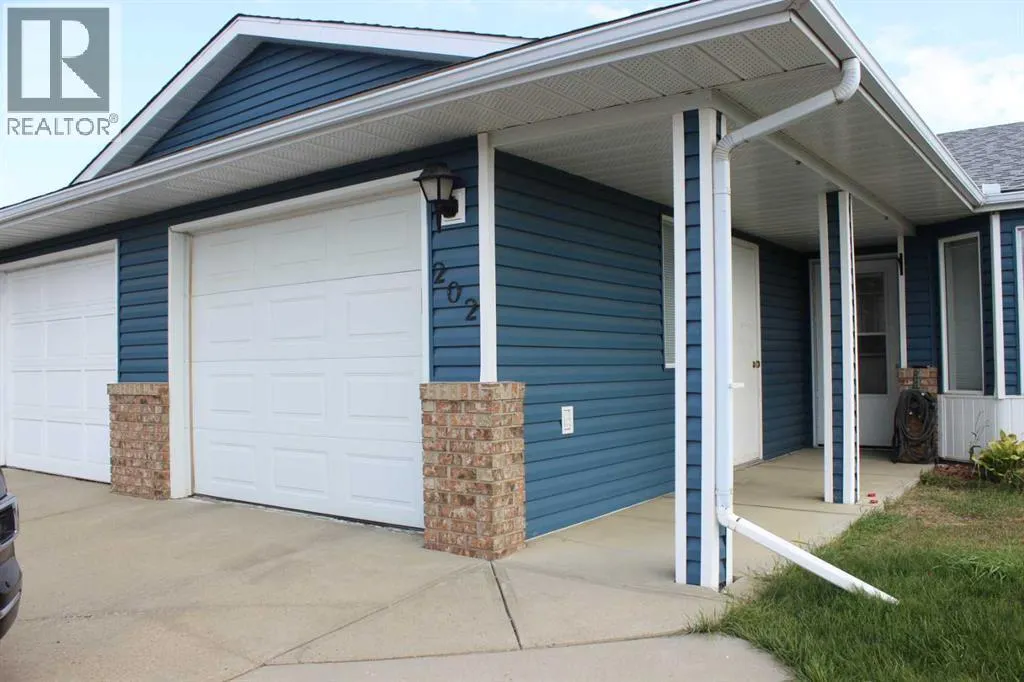 202 Ebert Close W