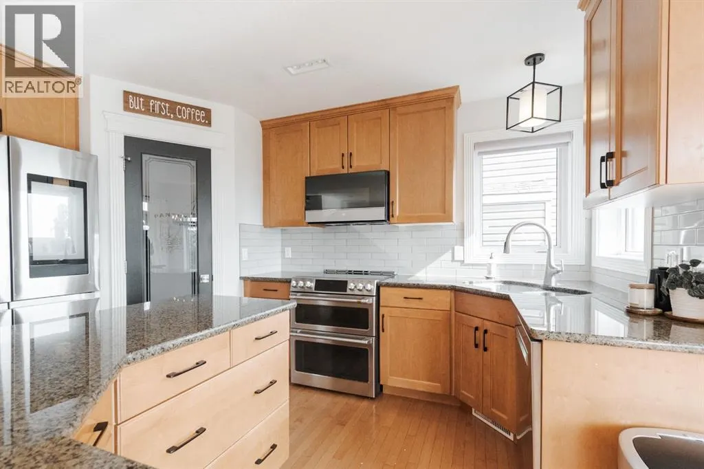 223 Rattlepan Creek Crescent