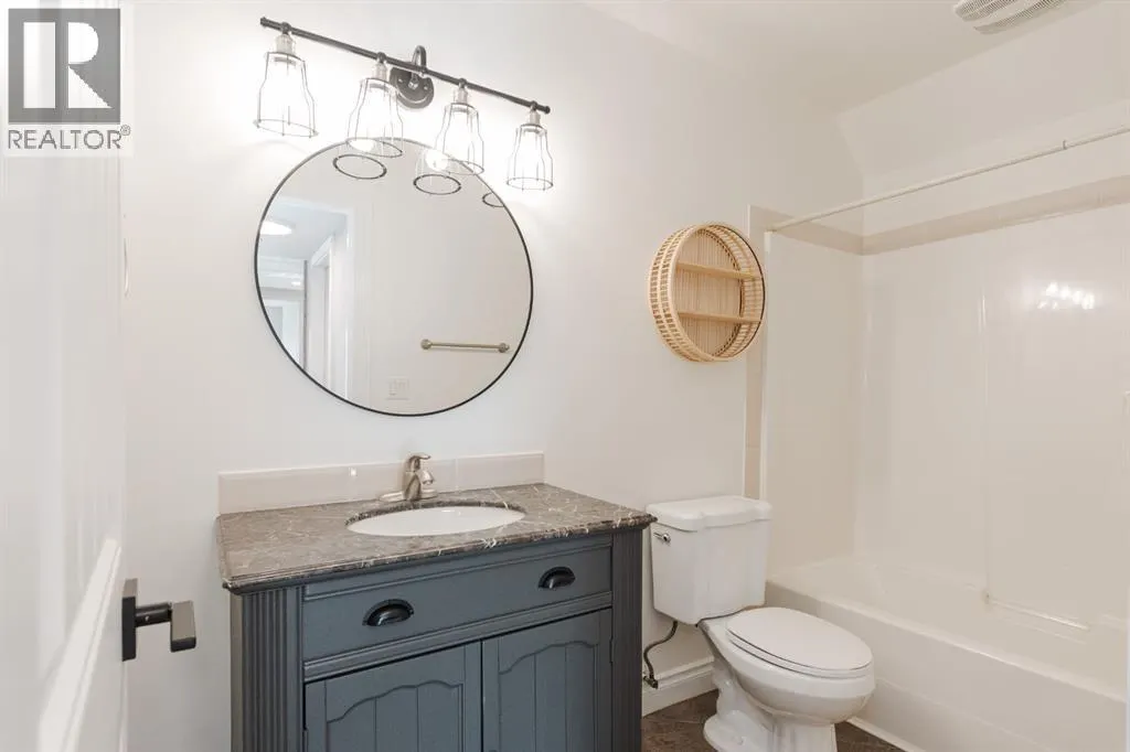 223 Rattlepan Creek Crescent