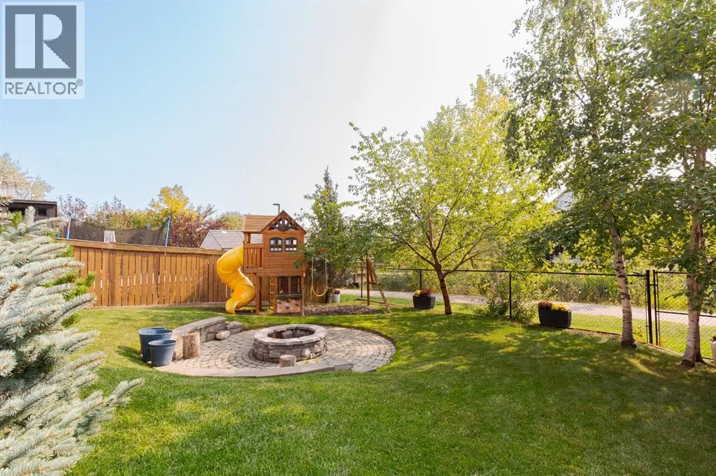 223 Rattlepan Creek Crescent