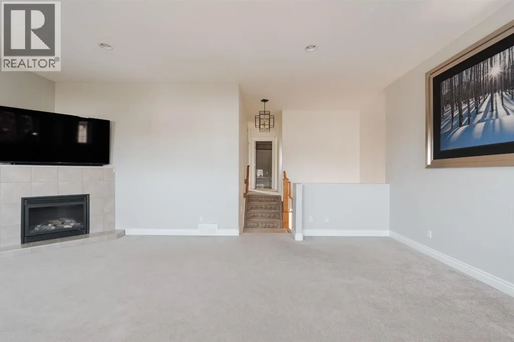 223 Rattlepan Creek Crescent