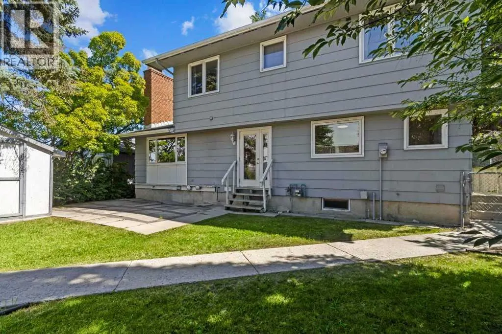 320 Parkridge Way SE