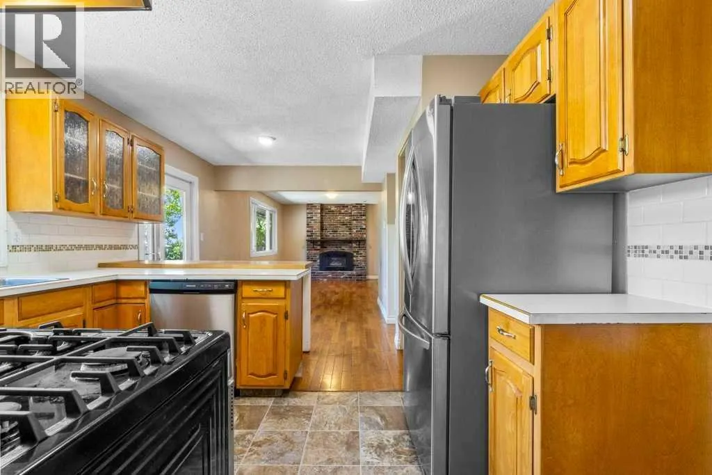 320 Parkridge Way SE