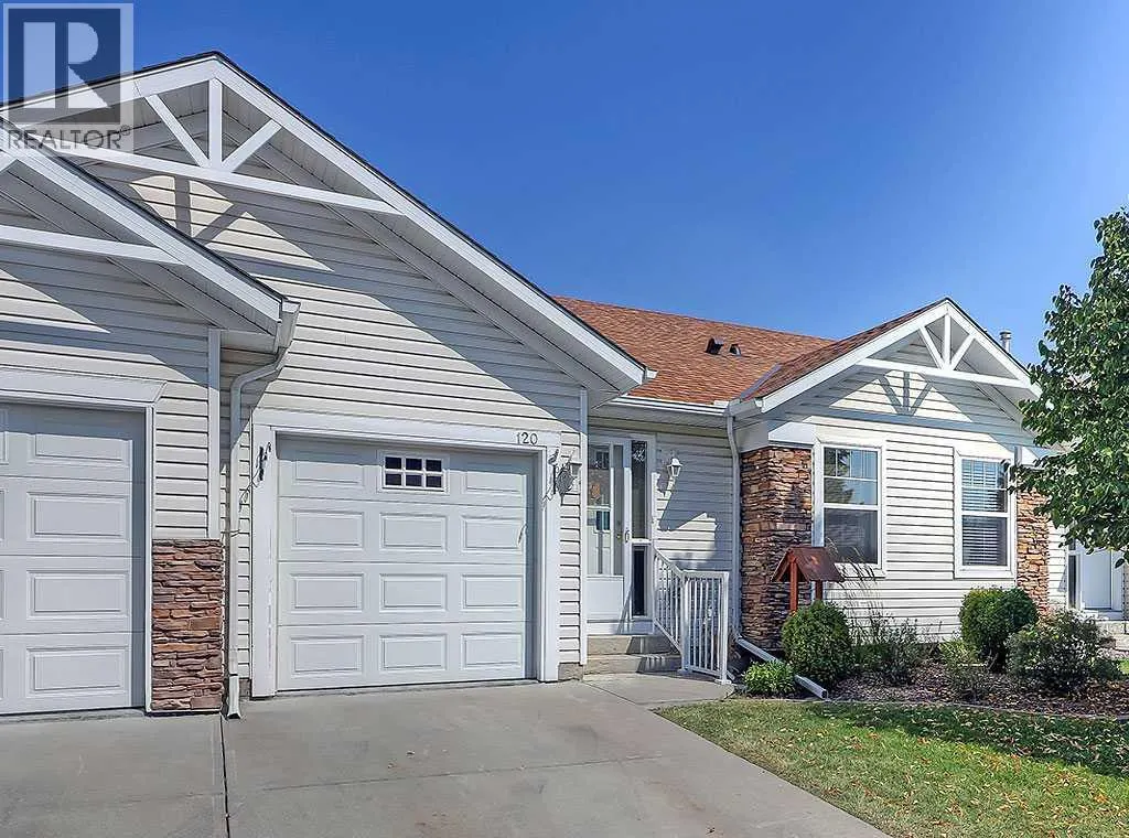 120 Freeman Way NW