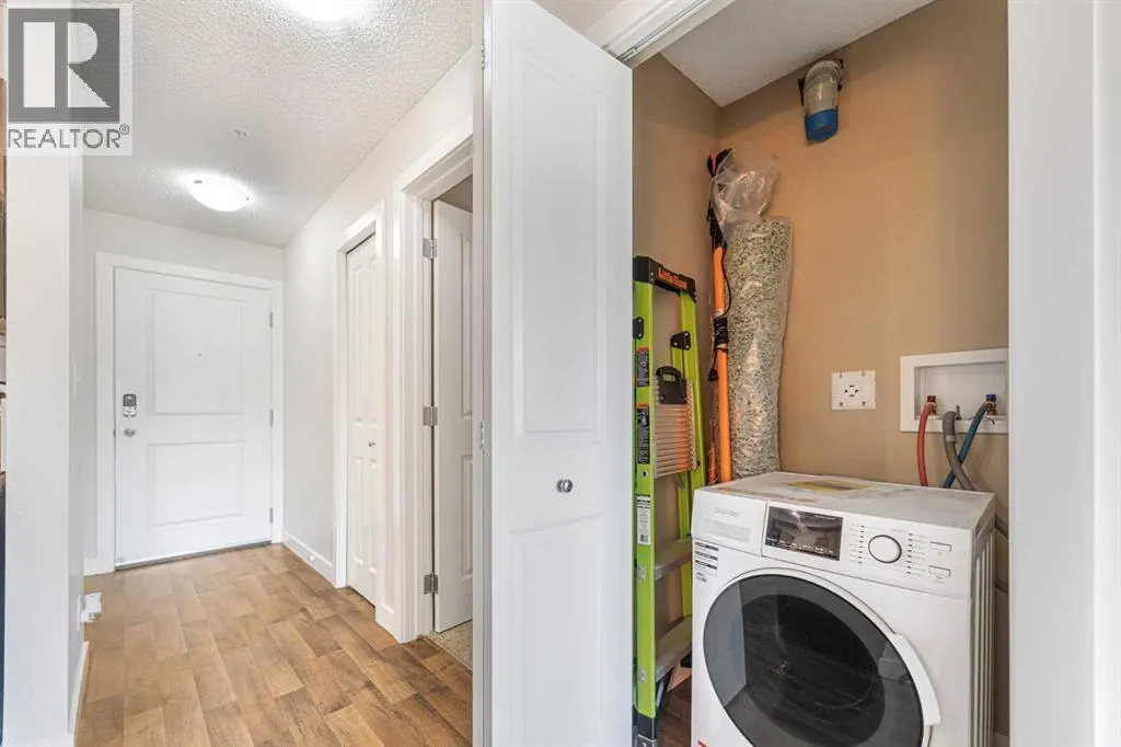 1208, 625 Glenbow Drive
