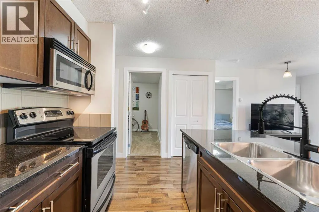 1208, 625 Glenbow Drive