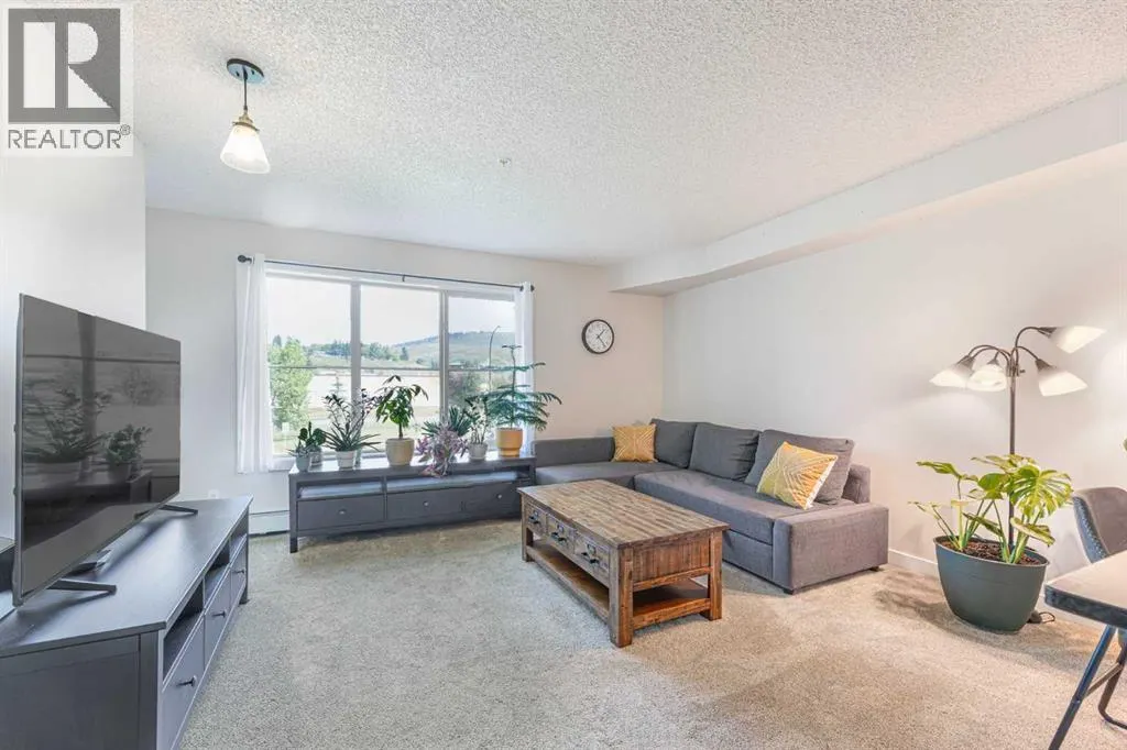 1208, 625 Glenbow Drive
