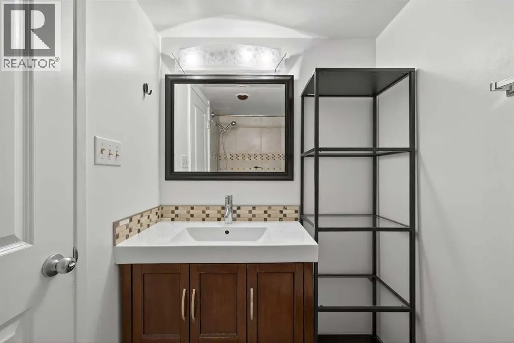 228, 315 Heritage Drive SE