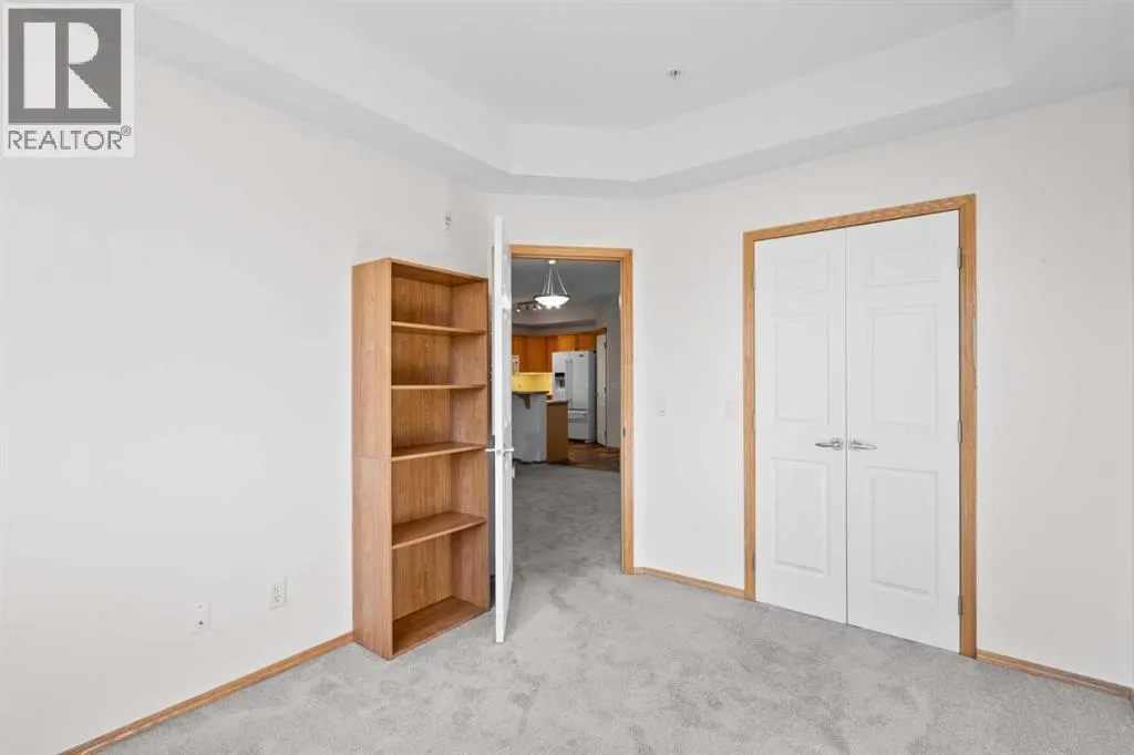 239, 15 Everstone Drive SW
