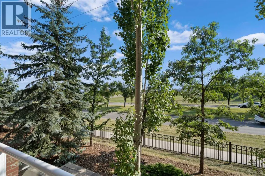 239, 15 Everstone Drive SW