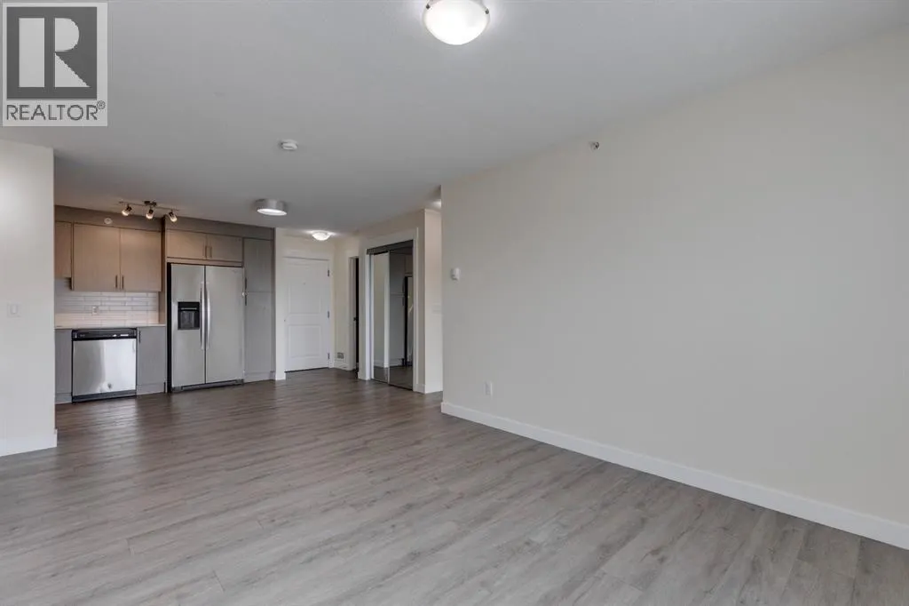 1404, 302 Skyview Ranch Drive NE