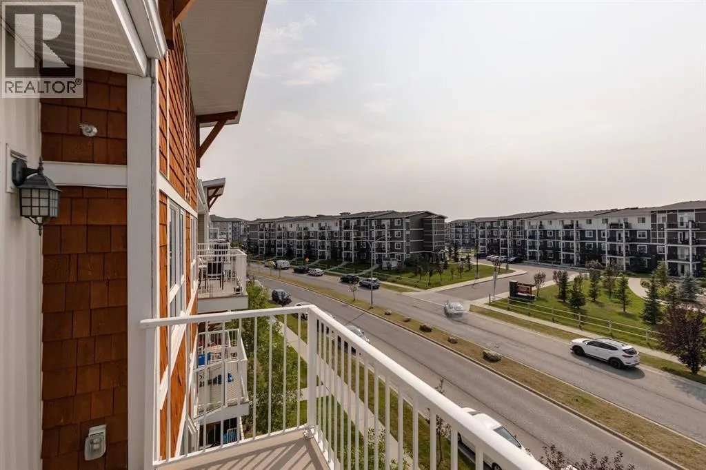 1404, 302 Skyview Ranch Drive NE