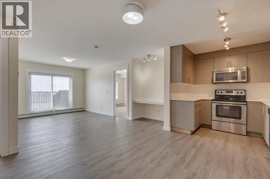 1404, 302 Skyview Ranch Drive NE
