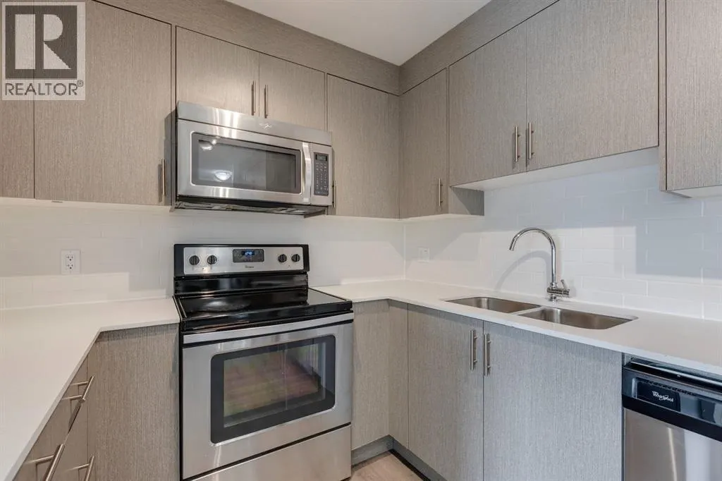 1404, 302 Skyview Ranch Drive NE