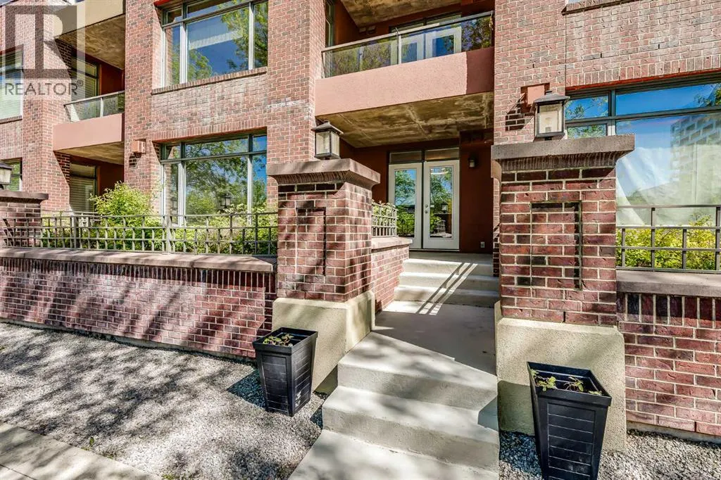 106, 990 Centre Avenue NE