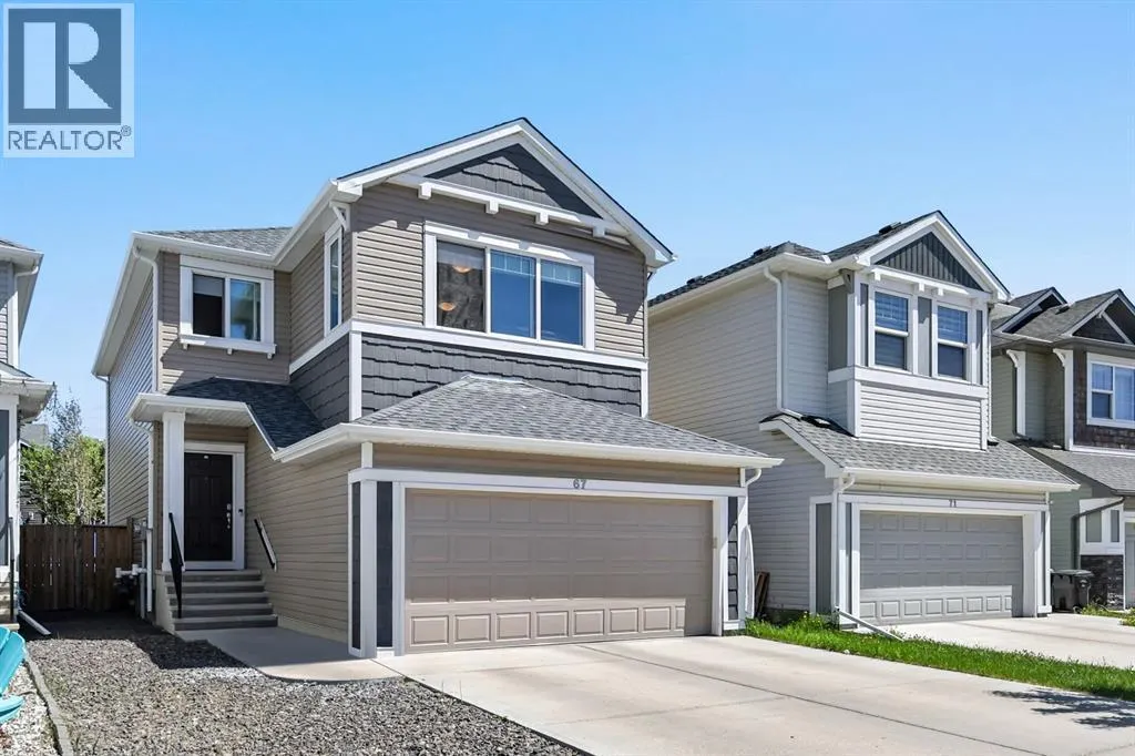 67 Auburn Glen Close SE