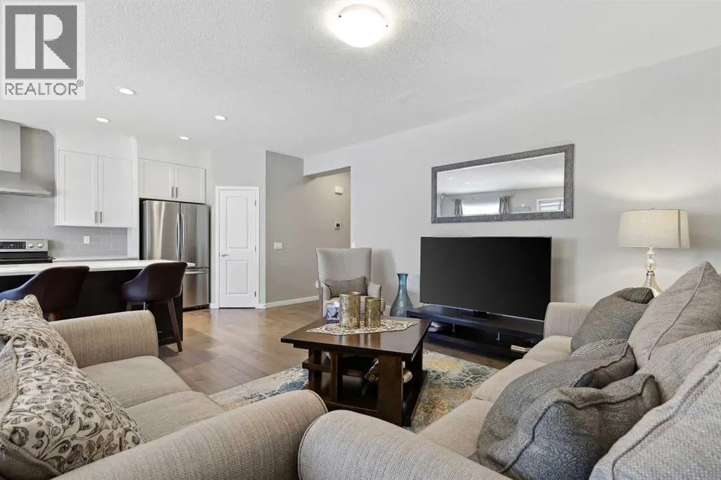 67 Auburn Glen Close SE