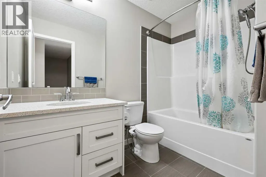 67 Auburn Glen Close SE