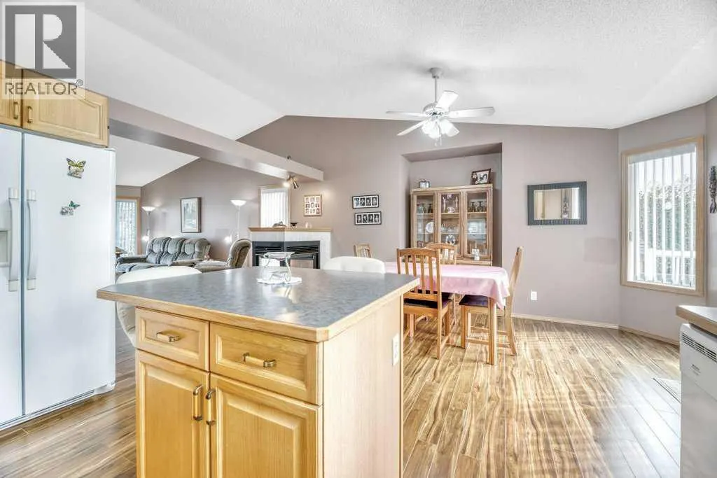 141 West Creek Crescent