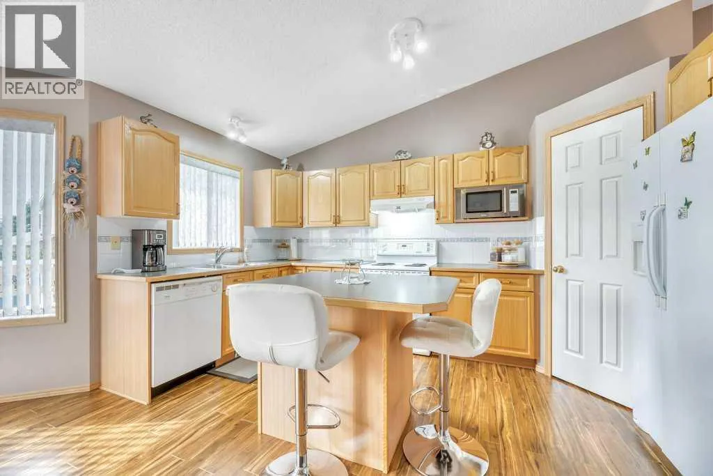 141 West Creek Crescent