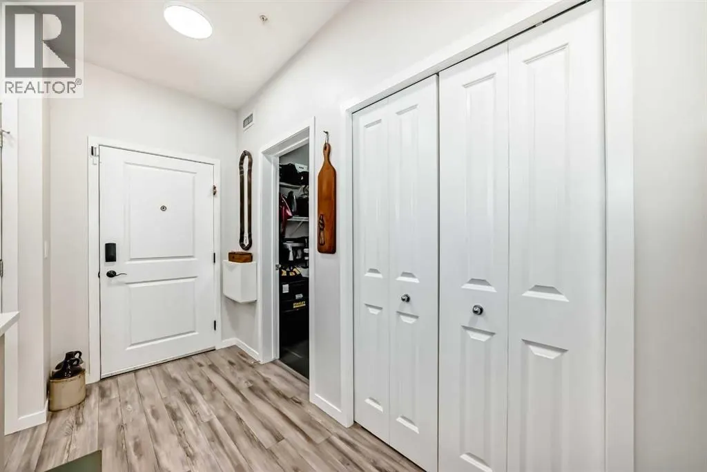 119, 20 Mahogany Mews SE