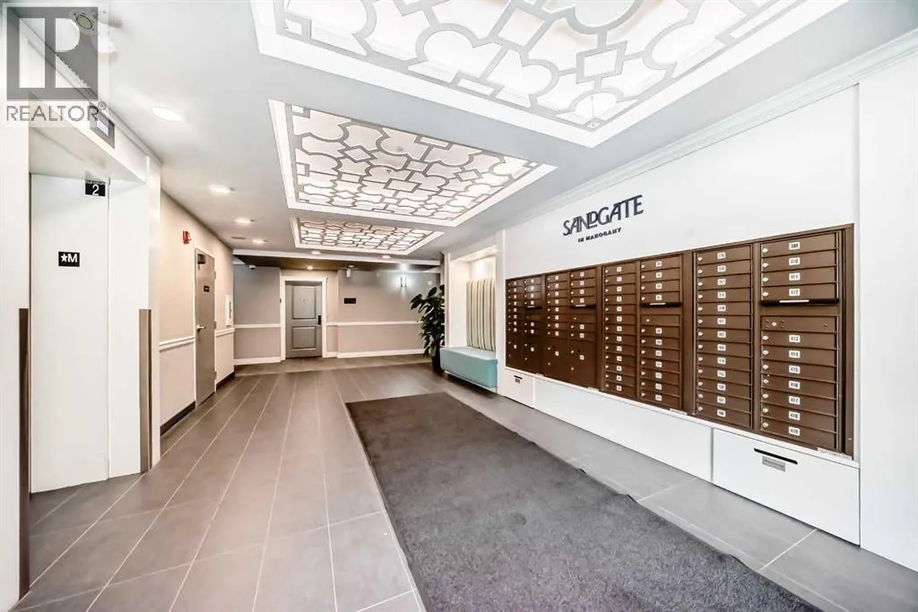 119, 20 Mahogany Mews SE