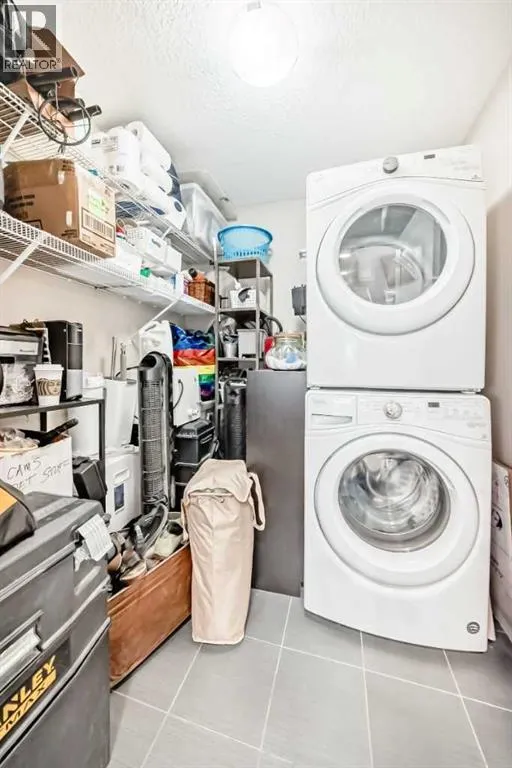 119, 20 Mahogany Mews SE