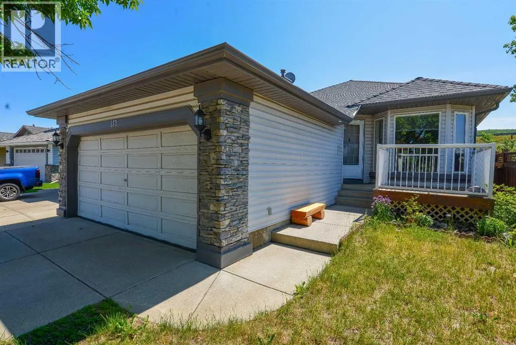 152 Valley Meadow Close NW