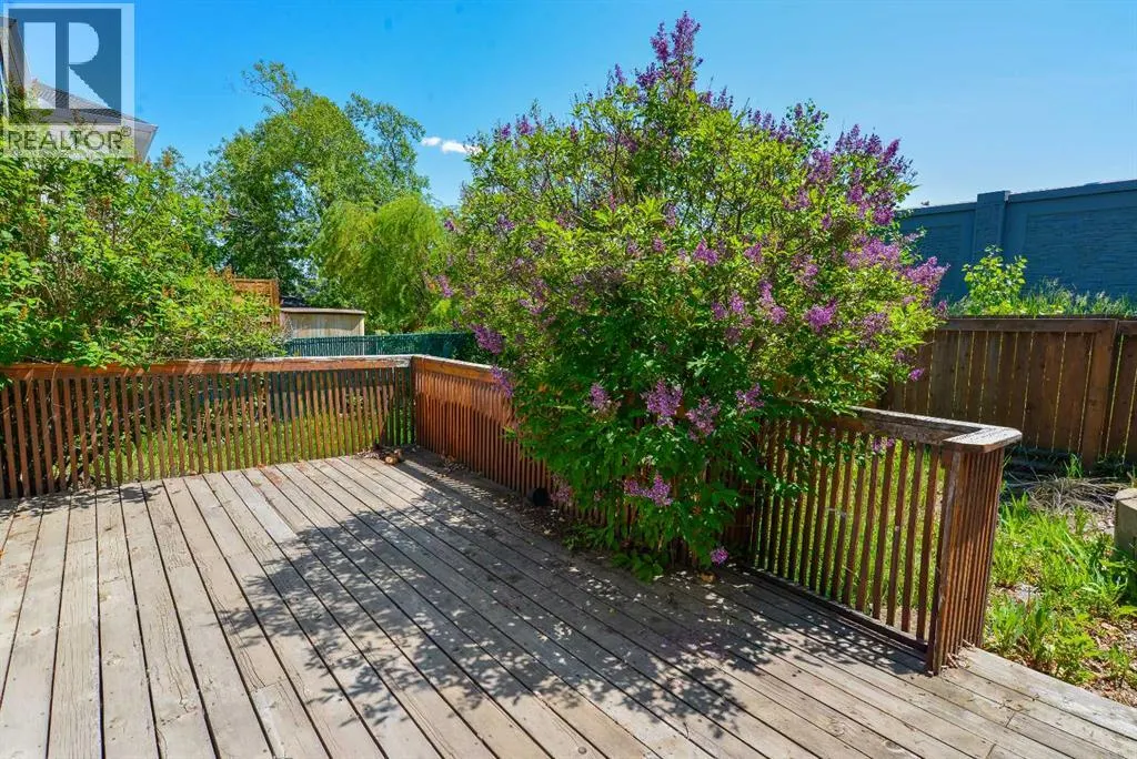 152 Valley Meadow Close NW