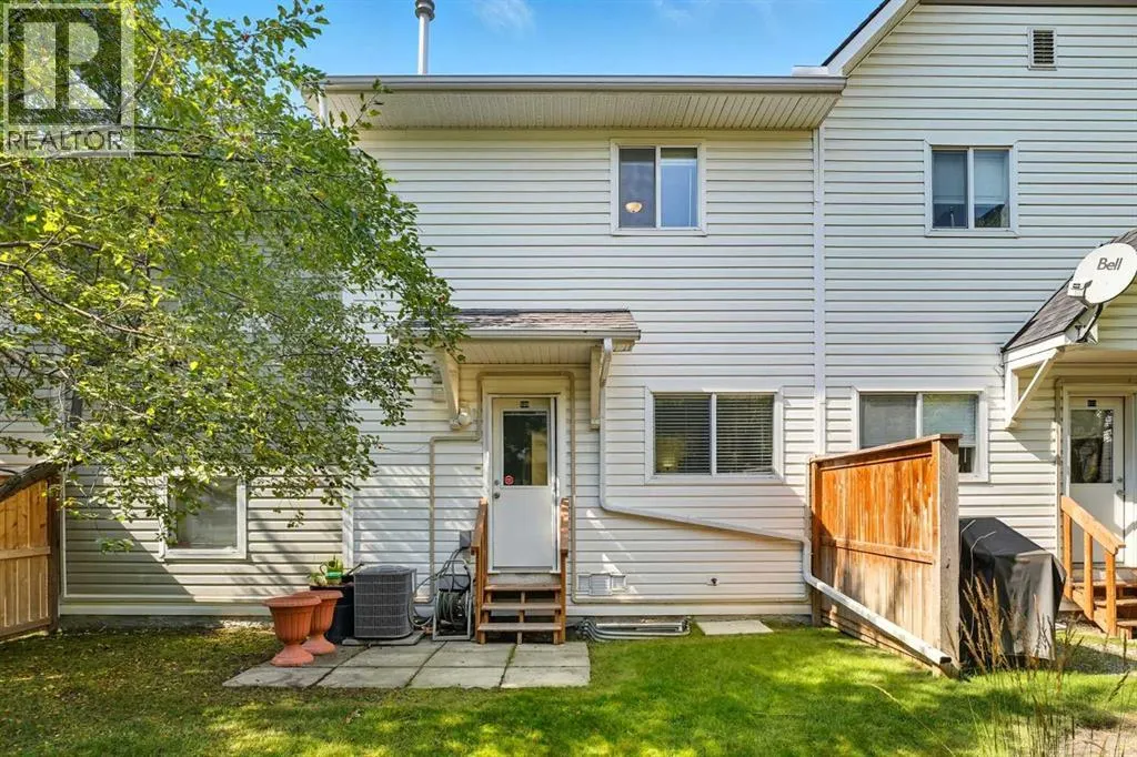 229 Prestwick Circle SE