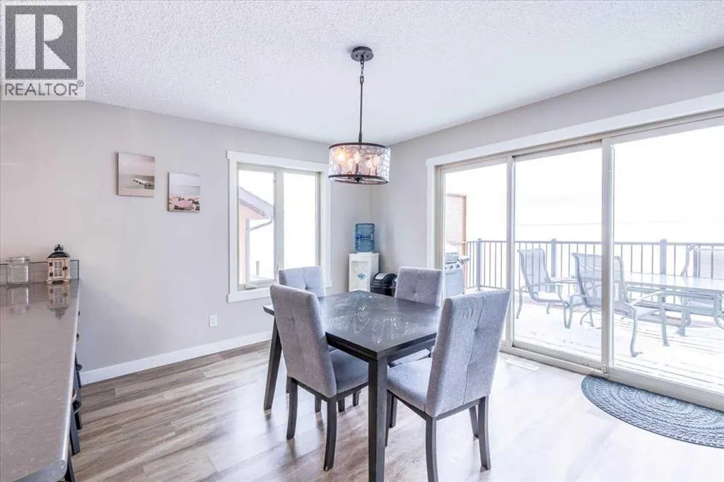 33 Lakeshore Drive